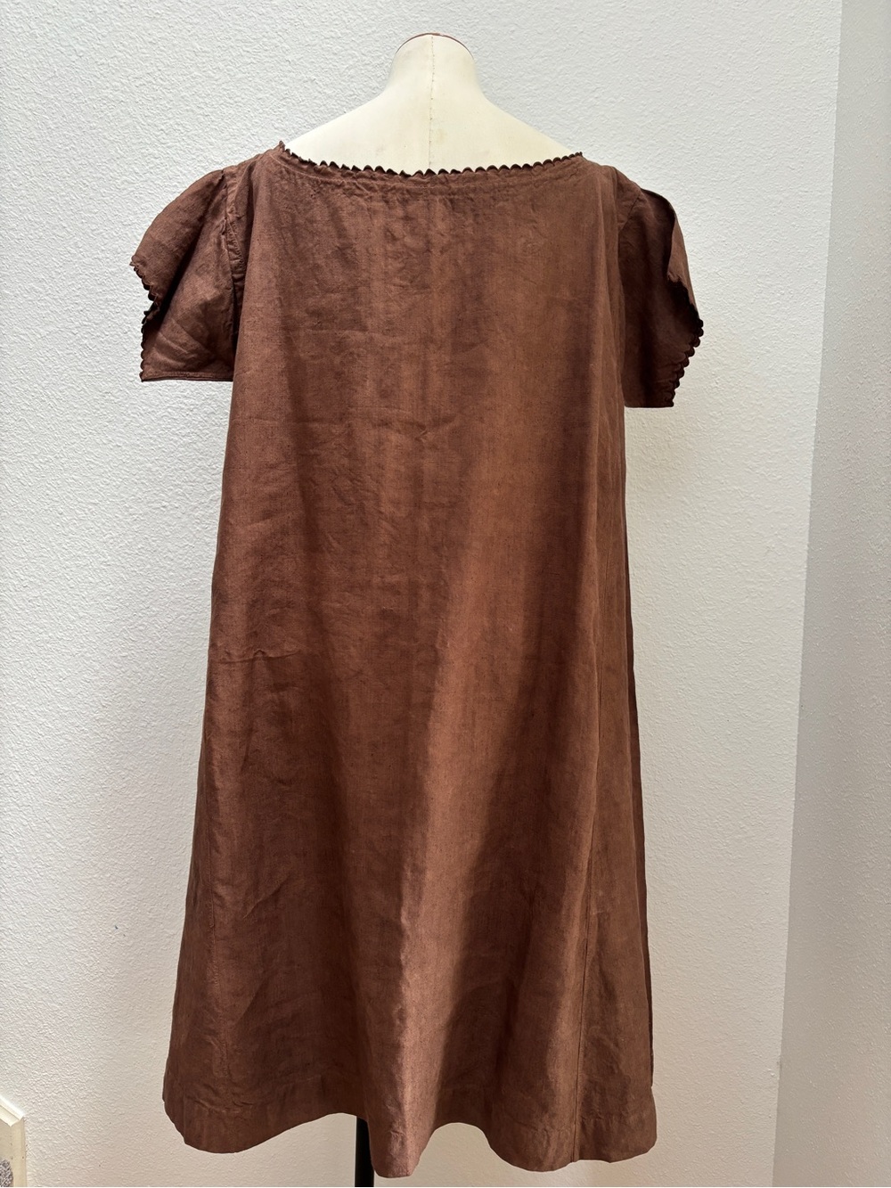 Antique French Brown Linen Dress - Picture 4 of 5